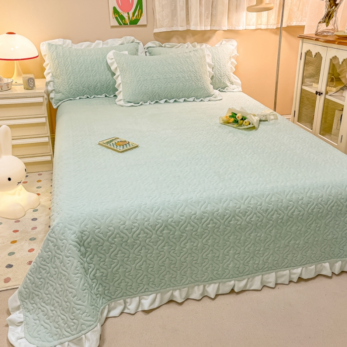 91家纺网 家纺一手货源 找家纺 （总）沐辰家居2023新款牛奶绒印花床盖