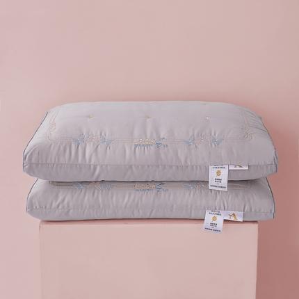 贵夫人 2023新款巴马蚕丝枕 灰色中枕