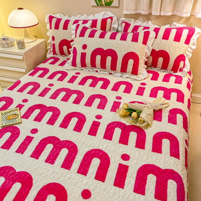 91家纺网 家纺一手货源 找家纺 沐辰家居2023新款牛奶绒印花床盖 MIN-粉