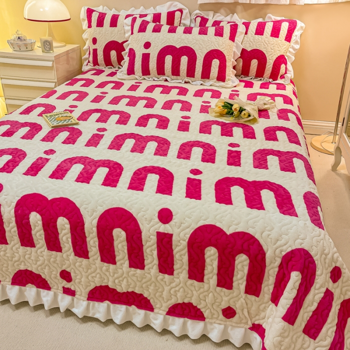 91家纺网 家纺一手货源 找家纺 沐辰家居2023新款牛奶绒印花床盖 MIN-粉