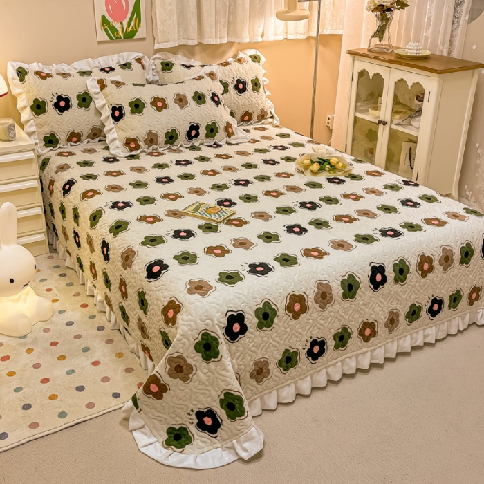 91家纺网 家纺一手货源 找家纺 沐辰家居2023新款牛奶绒印花床盖 绿意盎然