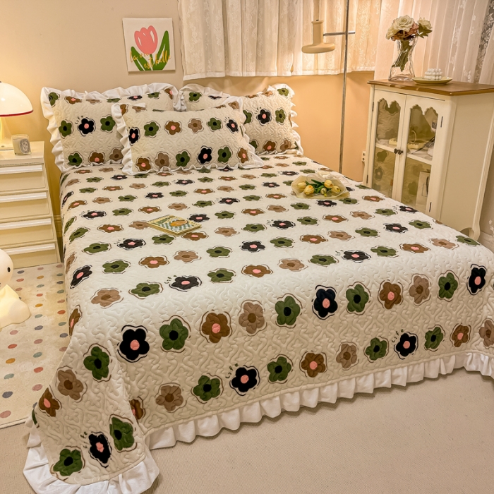 91家纺网 家纺一手货源 找家纺 沐辰家居2023新款牛奶绒印花床盖 绿意盎然