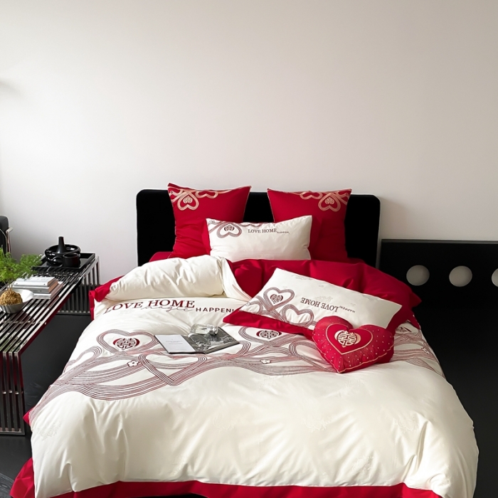 91家纺网 家纺一手货源 找家纺 用心 2023新款长绒棉提花高端刺绣家居婚庆四件套 爱的小屋