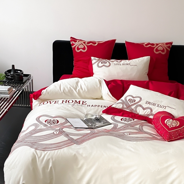 91家纺网 家纺一手货源 找家纺 用心 2023新款长绒棉提花高端刺绣家居婚庆四件套 爱的小屋