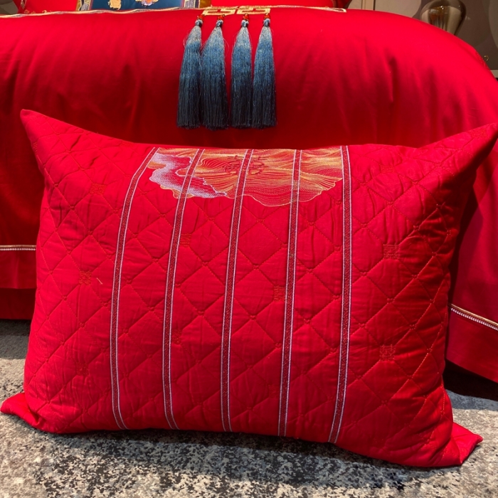 91家纺网 家纺一手货源 找家纺 爱情故事 2025新款100支婚庆四件套实拍 百子纳福