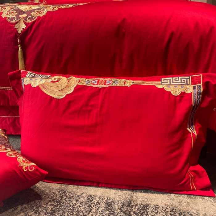 91家纺网 家纺一手货源 找家纺 爱情故事 2025新款100支婚庆四件套实拍 缔结良缘