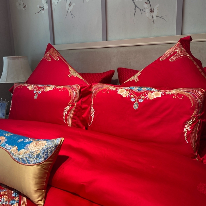 91家纺网 家纺一手货源 找家纺 爱情故事 2025新款100支婚庆四件套实拍 赋春图