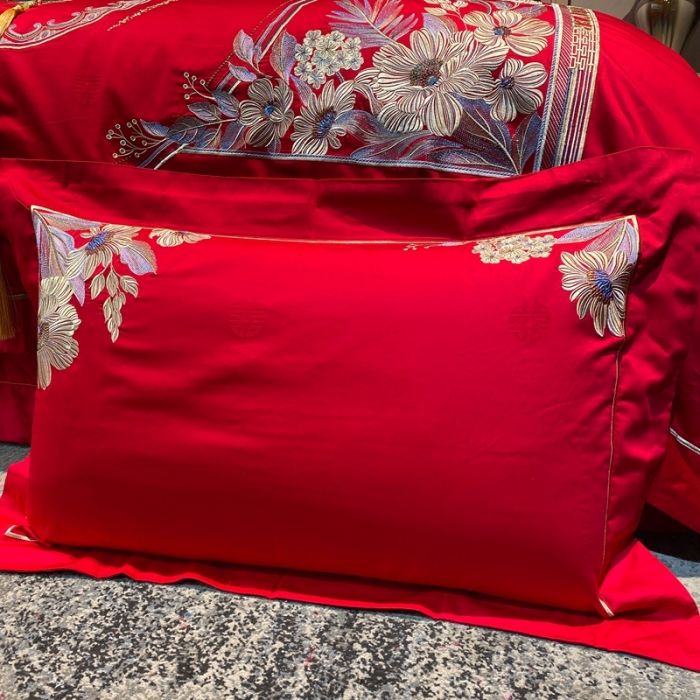 91家纺网 家纺一手货源 找家纺 爱情故事 2025新款100支婚庆四件套实拍 秘密花园