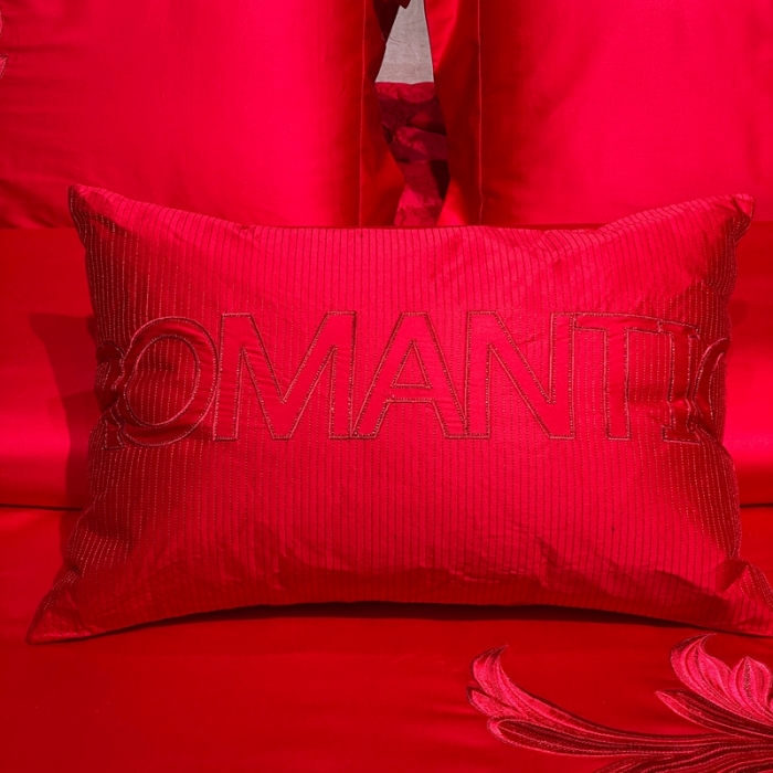 91家纺网 家纺一手货源 找家纺 爱情故事 2025新款100支婚庆四件套实拍 倾城之恋