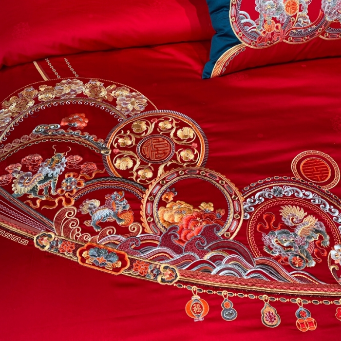 91家纺网 家纺一手货源 找家纺 爱情故事 2025新款100支婚庆四件套实拍 五福满堂