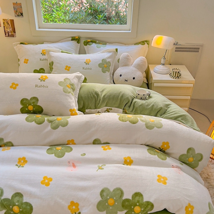 91家纺网 家纺一手货源 找家纺 慕尚 2025新款高克重加厚牛奶绒印花单被套-田园花卉系列 山茶花