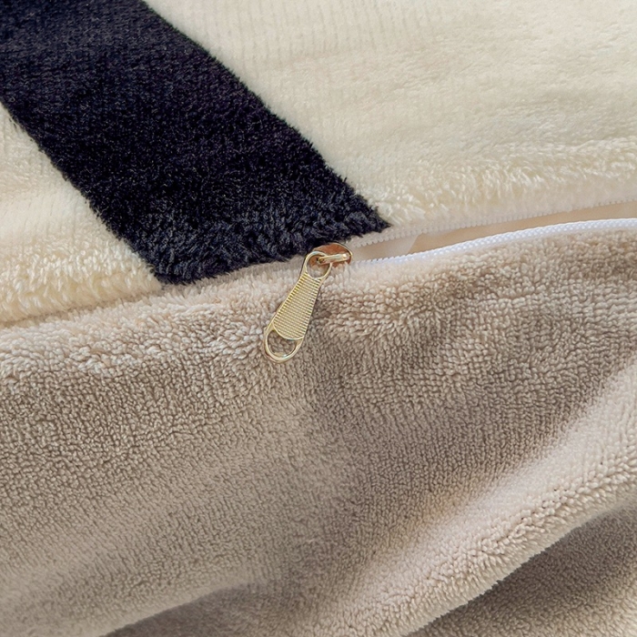 91家纺网 家纺一手货源 找家纺 慕尚 2025新款高克重加厚牛奶绒印花单被套-田园花卉系列 字母熊