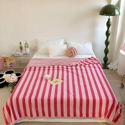 91家纺网 家纺一手货源 找家纺 柚子-2023新款舒棉绒+泰迪绒双面绒毯 玫红条纹