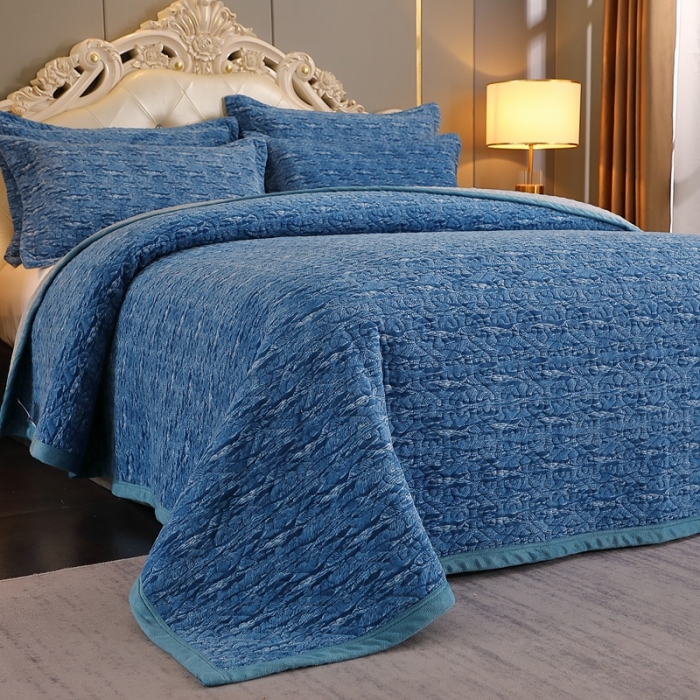 91家纺网 家纺一手货源 找家纺 （总）2023新款水波纹色织牛奶绒床盖三件套