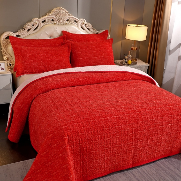 91家纺网 家纺一手货源 找家纺 2023新款水波纹色织牛奶绒床盖三件套 涟漪-大红