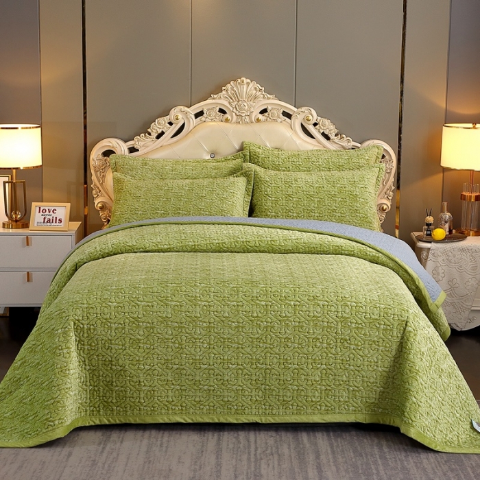 91家纺网 家纺一手货源 找家纺 2023新款水波纹色织牛奶绒床盖三件套 涟漪-浅绿