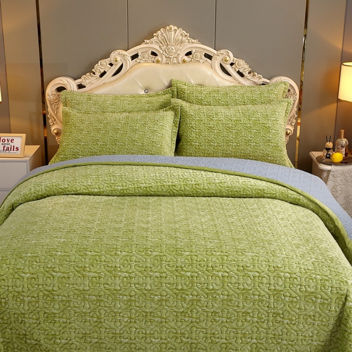 91家纺网 家纺一手货源 找家纺 2023新款水波纹色织牛奶绒床盖三件套 涟漪-浅绿