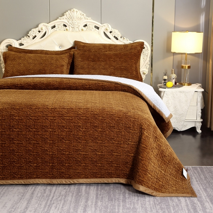 91家纺网 家纺一手货源 找家纺 2023新款水波纹色织牛奶绒床盖三件套 涟漪-深咖