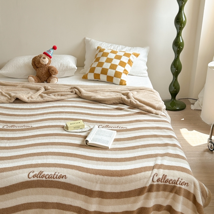 91家纺网 家纺一手货源 找家纺 柚子-2023新款舒棉绒+泰迪绒双面绒毯 摩卡