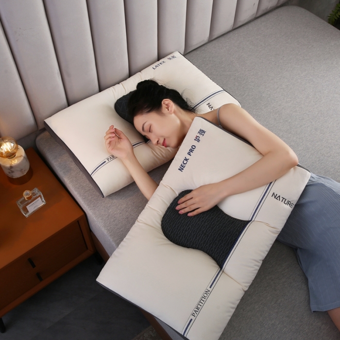 91家纺网 家纺一手货源 找家纺 拾光枕芯 2023新款人体工学科技护颈枕 人体工学科技护颈枕1