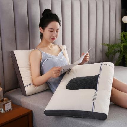 拾光枕芯 2023新款人体工学科技护颈枕 人体工学科技护颈枕1