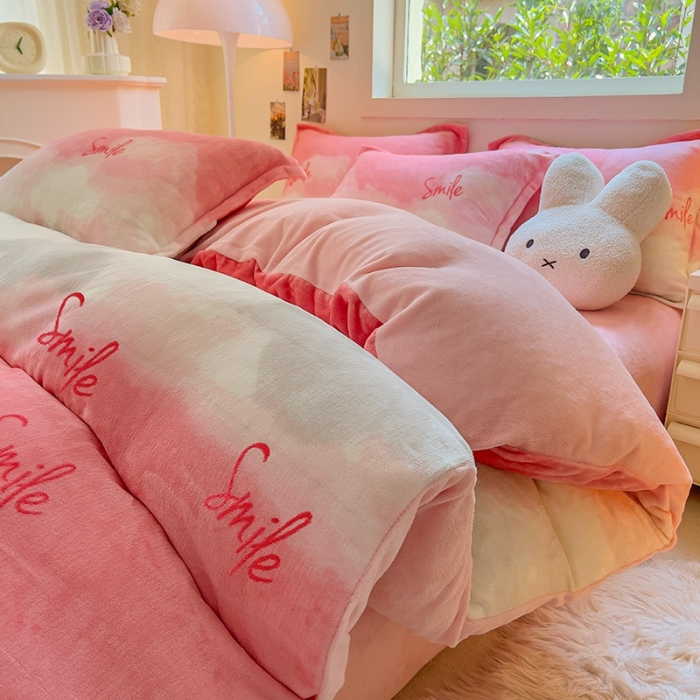 91家纺网 家纺一手货源 找家纺 慕尚 2025新款高克重加厚牛奶绒印花四件套-田园花卉系列 流年