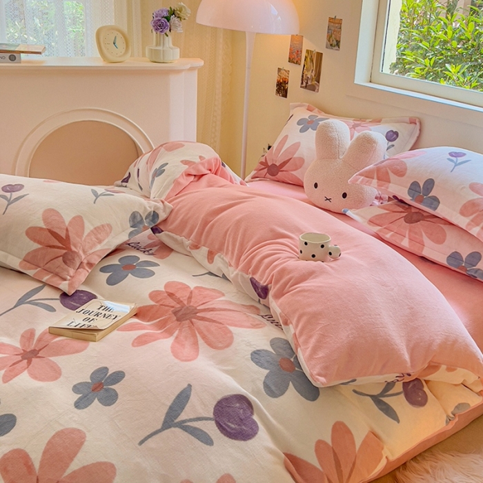 91家纺网 家纺一手货源 找家纺 慕尚 2025新款高克重加厚牛奶绒印花四件套-田园花卉系列 苏格兰