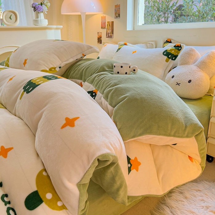 91家纺网 家纺一手货源 找家纺 慕尚 2025新款高克重加厚牛奶绒印花四件套-田园花卉系列 幸运树