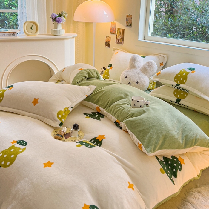 91家纺网 家纺一手货源 找家纺 慕尚 2025新款高克重加厚牛奶绒印花四件套-田园花卉系列 幸运树