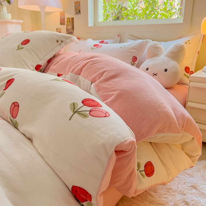 91家纺网 家纺一手货源 找家纺 慕尚 2025新款高克重加厚牛奶绒印花四件套-田园花卉系列 郁金香