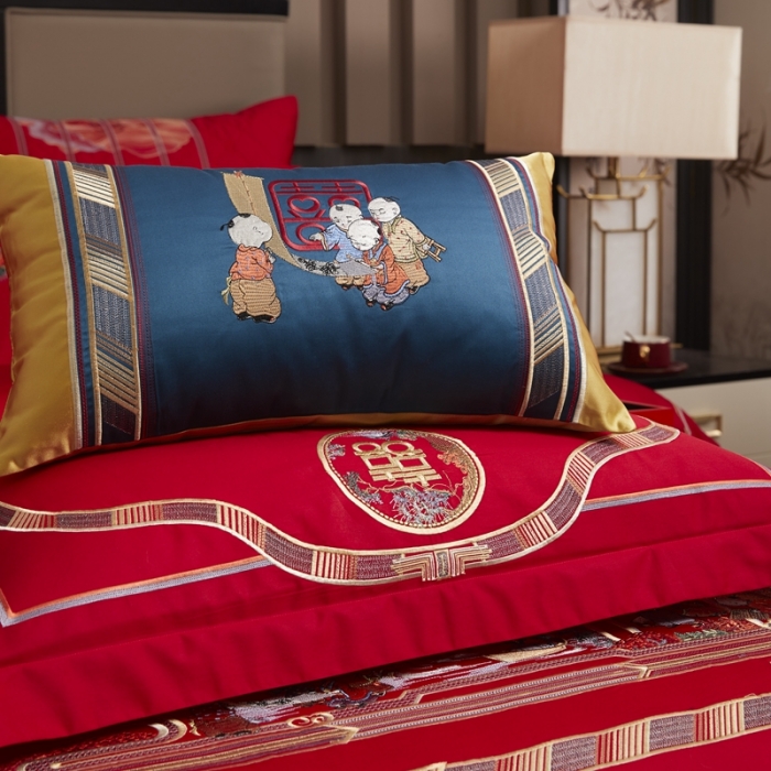 91家纺网 家纺一手货源 找家纺 爱情故事 2025新款100支婚庆四件套棚拍百子纳福