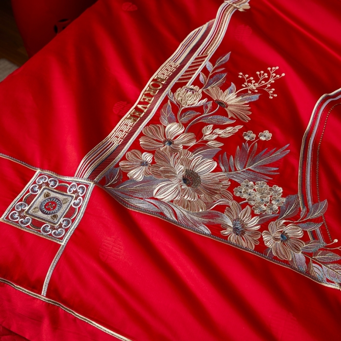 91家纺网 家纺一手货源 找家纺 爱情故事 2025新款100支婚庆四件套棚拍秘密花园