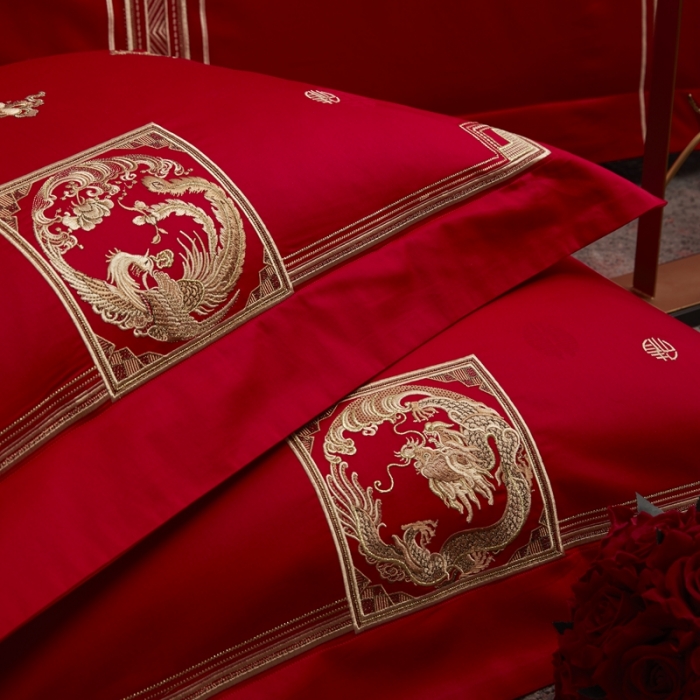 91家纺网 家纺一手货源 找家纺 爱情故事 2025新款100支婚庆四件套棚拍福禄寿喜金