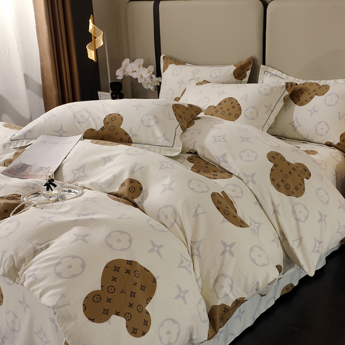 91家纺网 家纺一手货源 找家纺 晶缦 2023新款格林系列全棉活性磨毛多规格四件套 路易熊