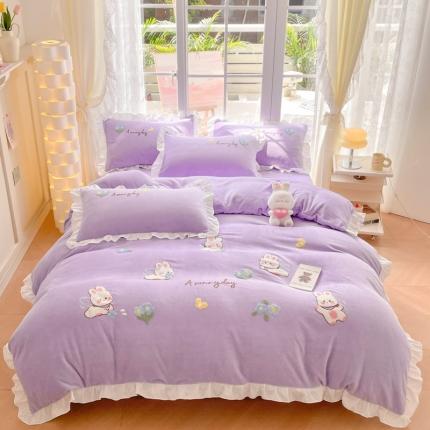 91家纺网 家纺一手货源 找家纺 易禾 2024新款牛奶绒毛巾绣兔绒荷叶边四件套-精灵 精灵兔-紫
