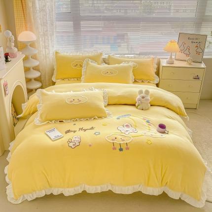 91家纺网 家纺一手货源 找家纺 易禾 2024新款牛奶绒毛巾绣兔绒花边四件套-月牙 月牙兔-黄