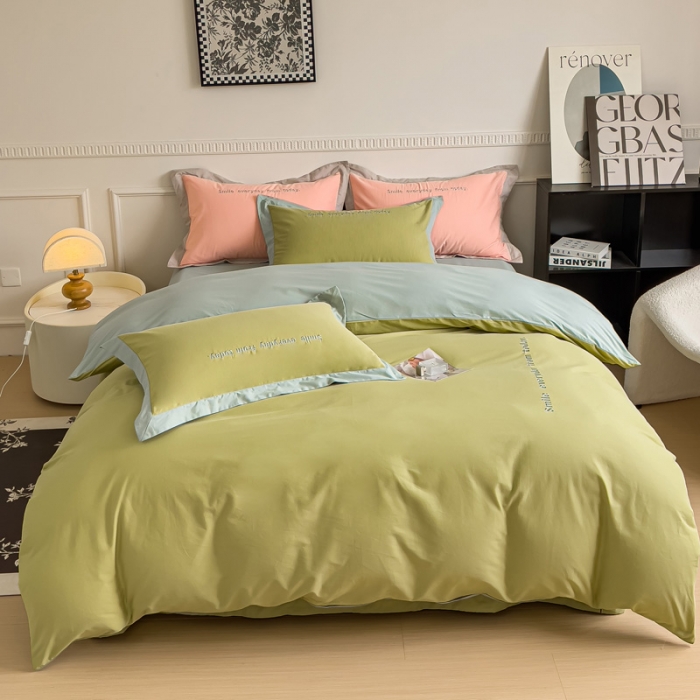 91家纺网 家纺一手货源 找家纺 嘉汀兰 2023秋冬新品60支加厚轻奢磨毛撞色绣花四件套—暮里 芥绿色