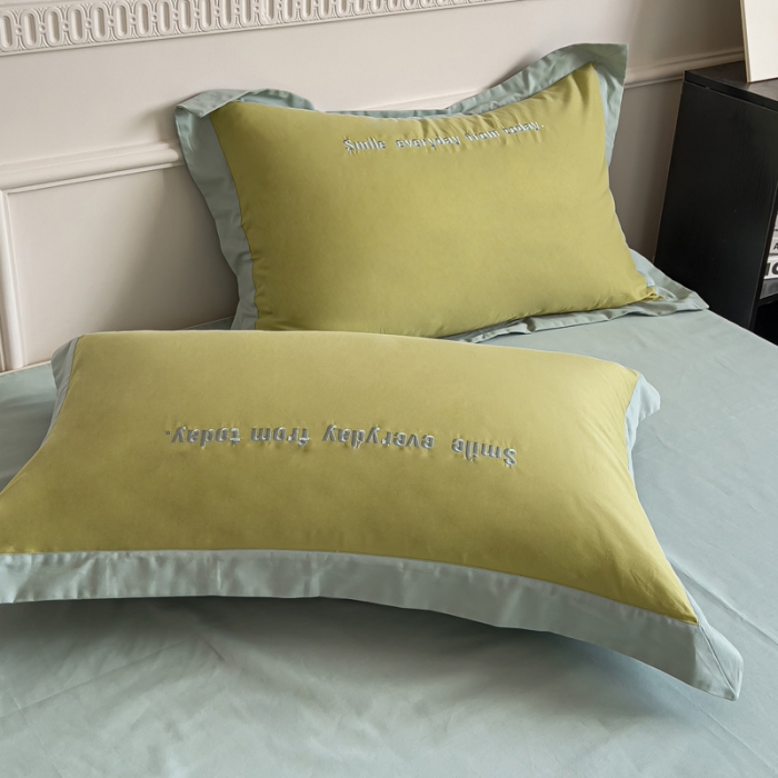 91家纺网 家纺一手货源 找家纺 嘉汀兰 2023秋冬新品60支加厚轻奢磨毛撞色绣花四件套—暮里 芥绿色