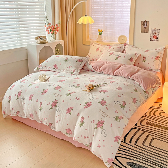 91家纺网 家纺一手货源 找家纺 （总）畅畅家纺 2024新款活性印花小清新AB版加厚高克重牛奶绒四件套