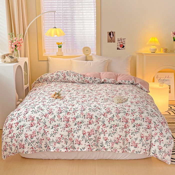 91家纺网 家纺一手货源 找家纺 畅畅家纺 2023新款活性印花小清新AB版加厚高克重法莱绒牛奶绒四件套 芳香魅影