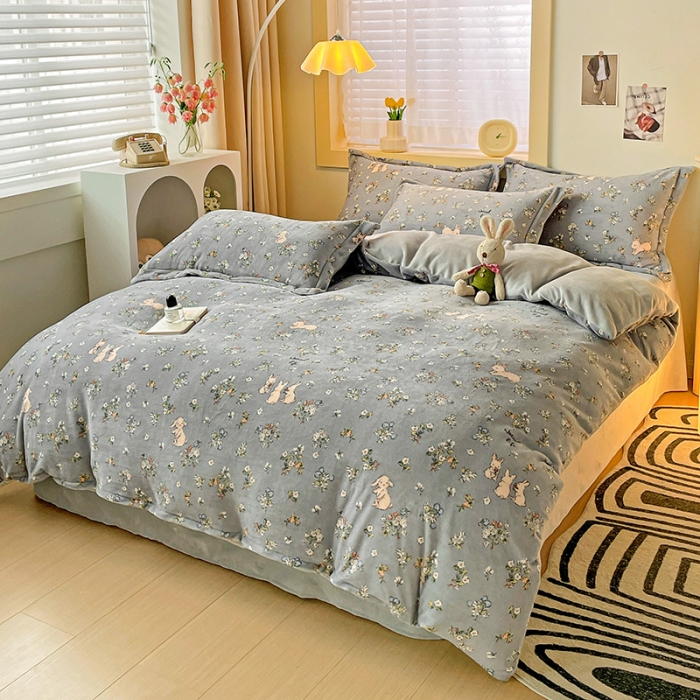 91家纺网 家纺一手货源 找家纺 畅畅家纺 2023新款活性印花小清新AB版加厚高克重法莱绒牛奶绒四件套 可可里