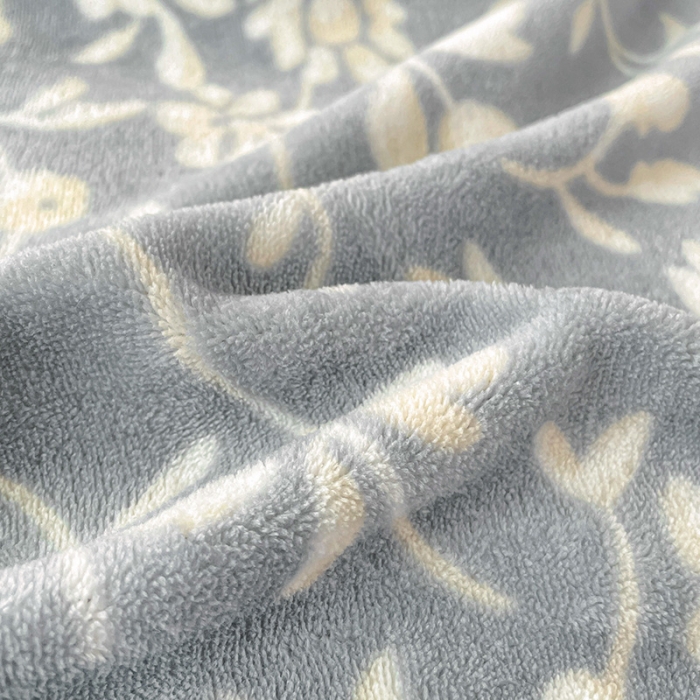 91家纺网 家纺一手货源 找家纺 畅畅家纺 2023新款活性印花小清新AB版加厚高克重法莱绒牛奶绒四件套 浪漫情调