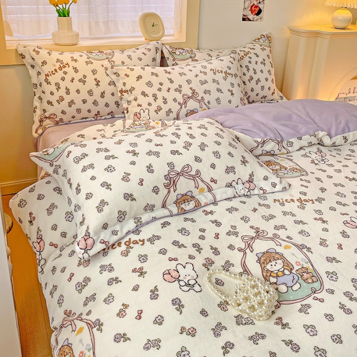 91家纺网 家纺一手货源 找家纺 畅畅家纺 2023新款活性印花小清新AB版加厚高克重法莱绒牛奶绒四件套 甜美女孩