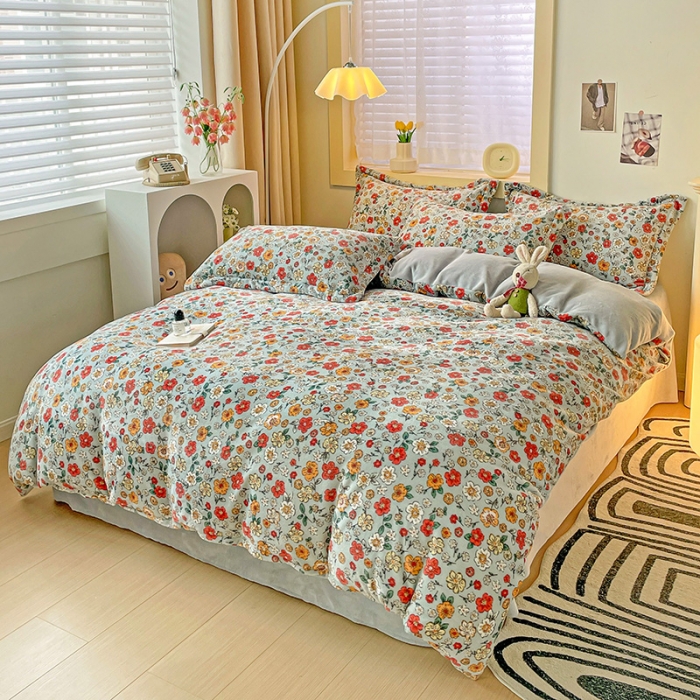 91家纺网 家纺一手货源 找家纺 畅畅家纺 2023新款活性印花小清新AB版加厚高克重法莱绒牛奶绒四件套 夕颜