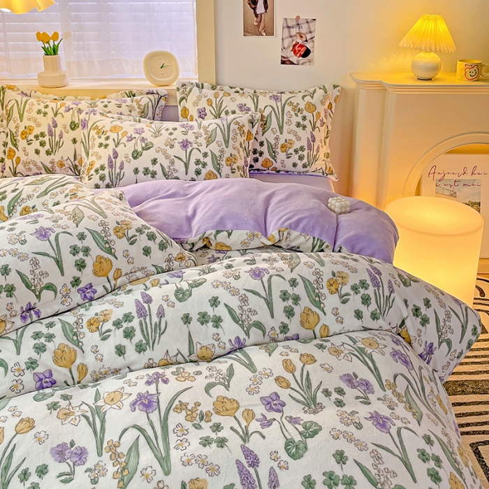 91家纺网 家纺一手货源 找家纺 畅畅家纺 2023新款活性印花小清新AB版加厚高克重法莱绒牛奶绒四件套 幸运草