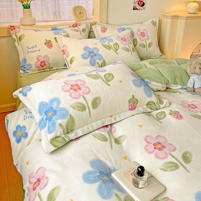 91家纺网 家纺一手货源 找家纺 畅畅家纺 2023新款活性印花小清新AB版加厚高克重法莱绒牛奶绒四件套 嫣然