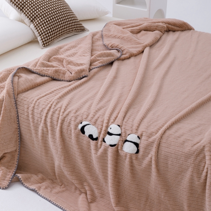 91家纺网 家纺一手货源 找家纺 法芙娜 纯色仿兔绒多功能高克重毛毯 粉色