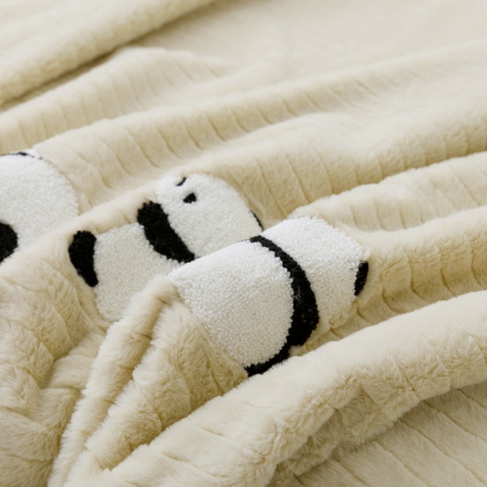 91家纺网 家纺一手货源 找家纺 法芙娜 纯色仿兔绒多功能高克重毛毯 浅绿色