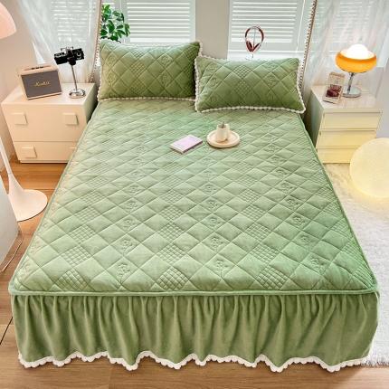 91家纺网 家纺一手货源 找家纺 （总）禧缘家纺（原梦想家） 2024新款牛奶绒球球夹棉床裙式床笠三件套