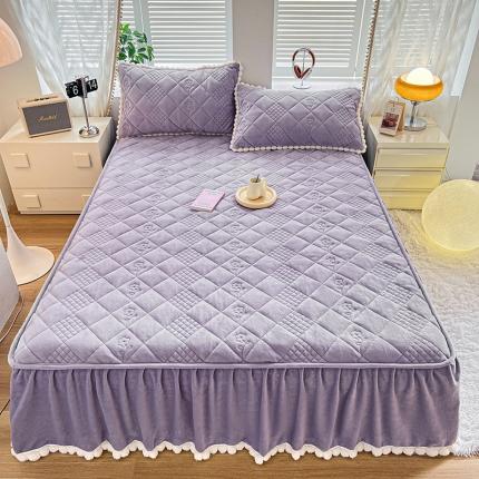 91家纺网 家纺一手货源 找家纺 禧缘家纺（原梦想家） 2024新款牛奶绒球球夹棉床裙式床笠三件套 球球-浅紫